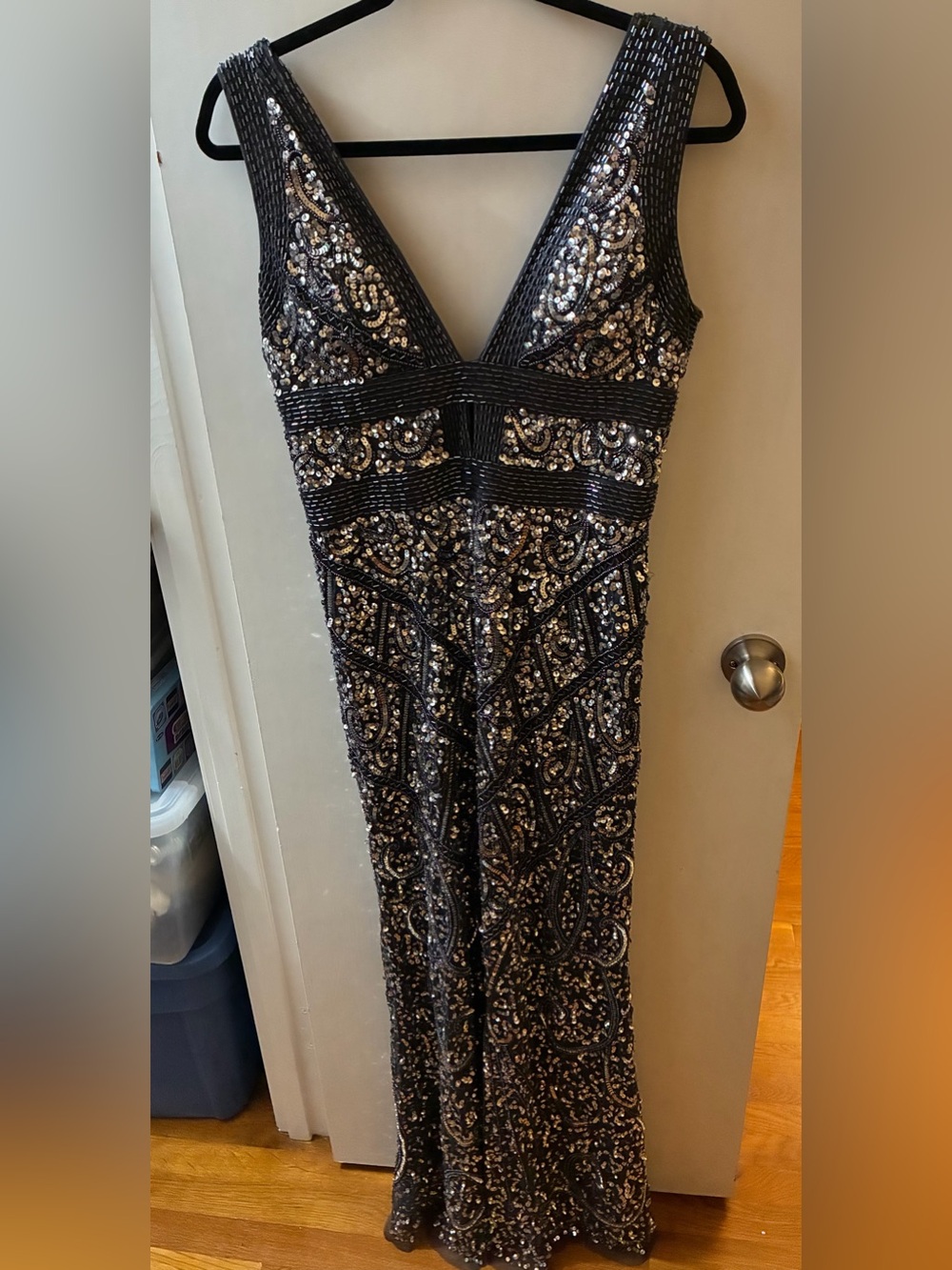 Aidan Mattox Black and Silver Sequin Evening Gown - size 6